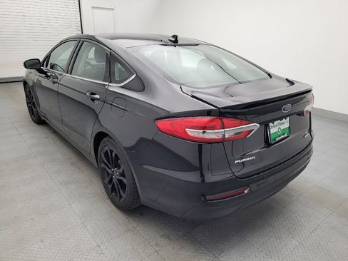 Used 2019 Ford Fusion SE w/ Equipment Group 151A FWD image 5