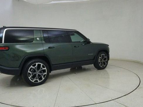 Used 2025 Rivian R1S Adventure image 75
