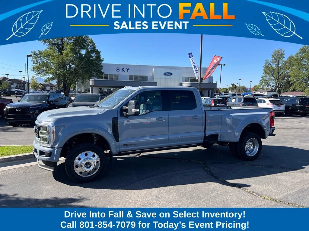 Used 2026 Ford F450 Platinum AWD/4WD image 1
