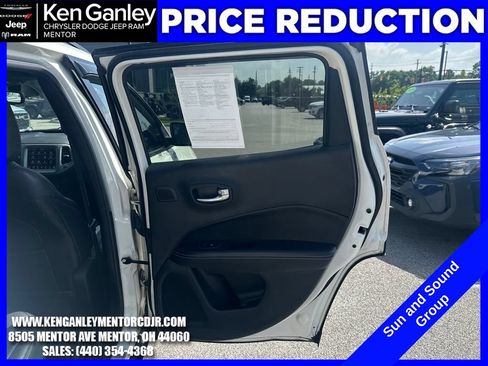 Certified 2021 Jeep Compass Latitude w/ Sun and Sound Group AWD/4WD image 24