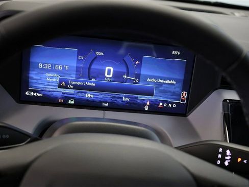 New 2027 Chevrolet Bolt RS w/ Technology Package image 18