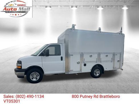 New 2025 Chevrolet Express 3500 w/ Power Convenience Package image 2