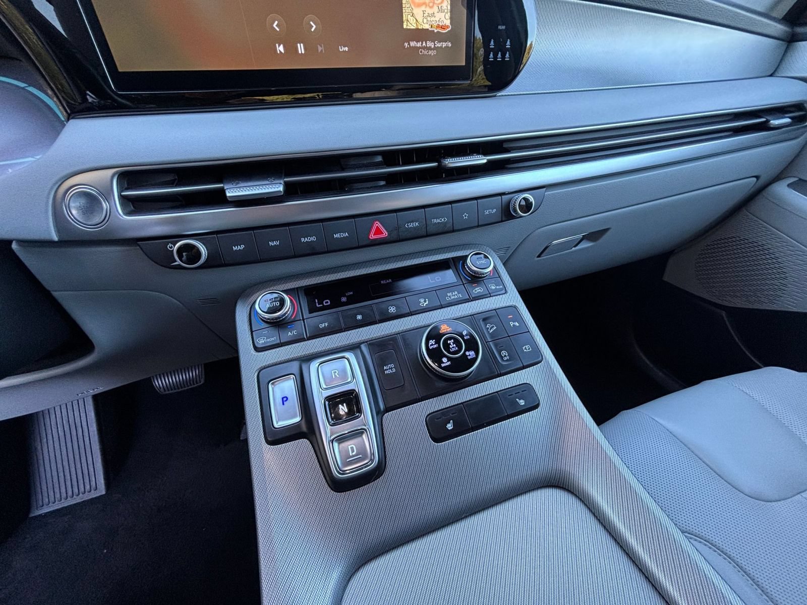 Used 2025 Hyundai Palisade SEL AWD/4WD image 16