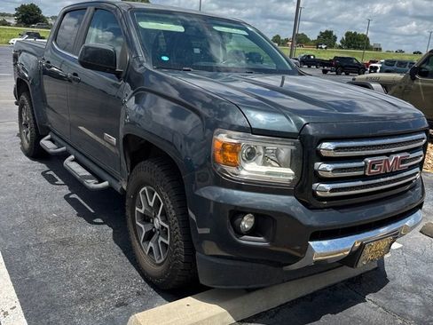 Used 2017 GMC Canyon SLE w/ All Terrain Package AWD/4WD image 3