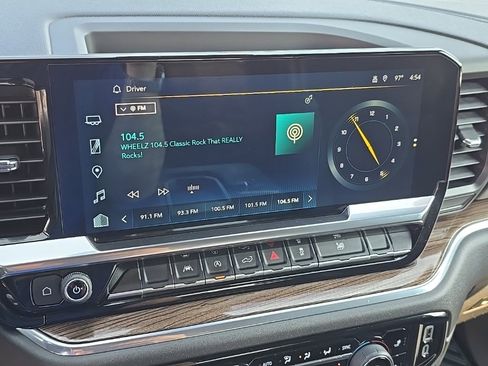 Used 2023 Chevrolet Silverado 1500 LT image 22