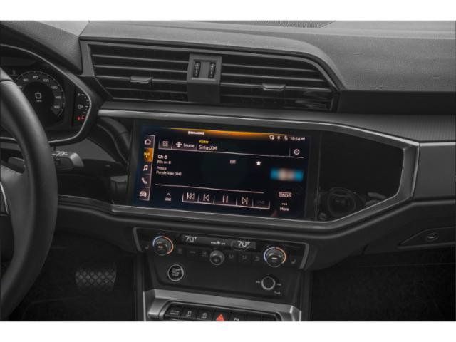Used 2025 Audi Q3 2.0T Premium Plus w/ Premium Plus Package AWD/4WD image 9
