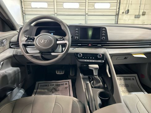 New 2026 Hyundai Elantra Sport FWD image 4