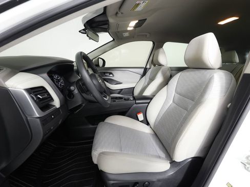 Used 2023 Nissan Rogue SV AWD/4WD image 23