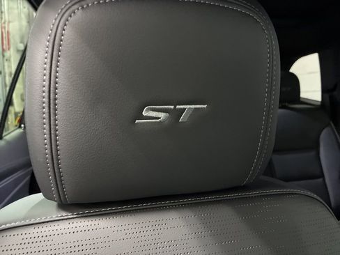 New 2026 Buick Enclave Sport Touring w/ Power Package image 11