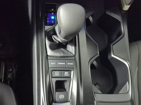 New 2026 Toyota Camry SE FWD image 19
