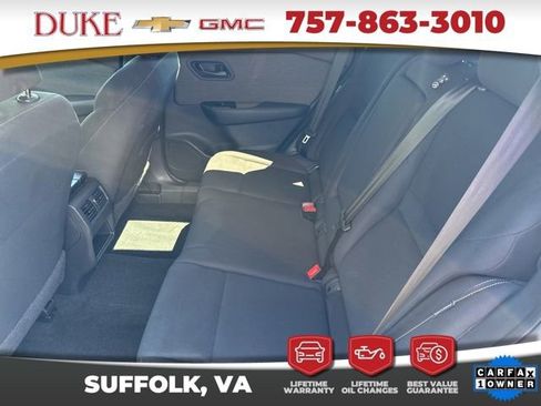 Used 2023 Nissan Rogue S image 4