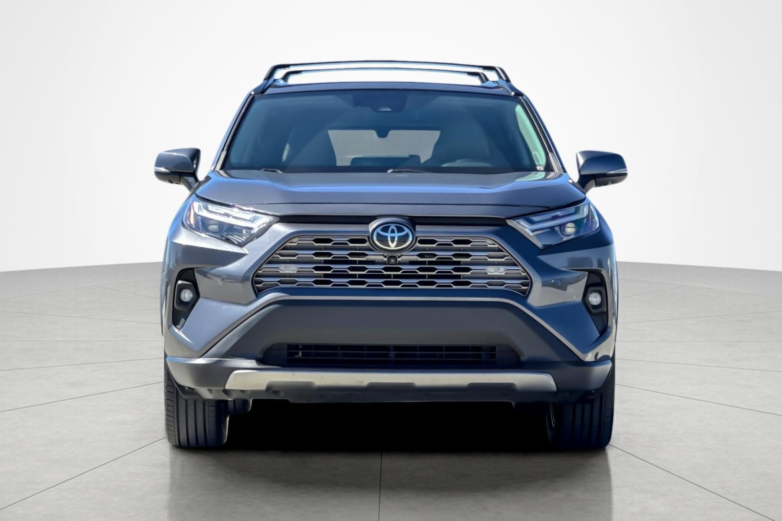 Used 2023 Toyota RAV4 Limited AWD/4WD image 8