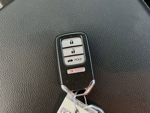 Used 2021 Honda Accord Sport image 12