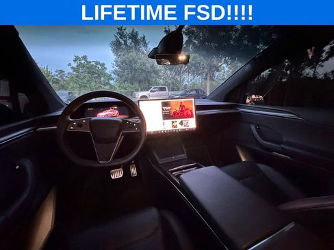 Used 2024 Tesla Model X Plaid AWD/4WD image 19