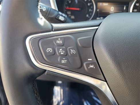 Used 2024 Chevrolet Equinox LT image 11