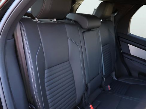 Certified 2025 Land Rover Discovery Sport Dynamic SE image 14