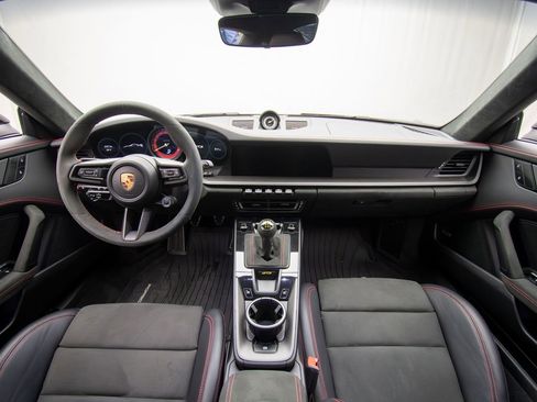 Used 2022 Porsche 911 GT3 RWD image 14