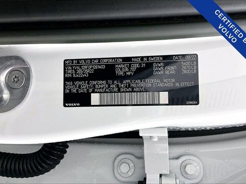 Used 2023 Volvo XC60 B5 Ultimate w/ Protection Package Premier image 43