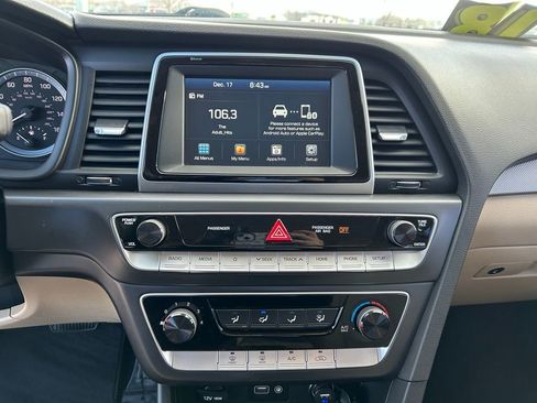 Used 2018 Hyundai Sonata SE image 16