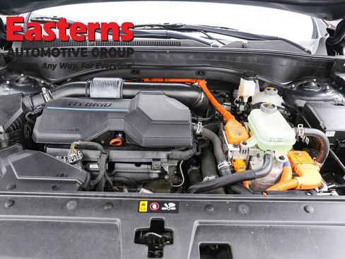 Used 2023 Hyundai Santa Fe SEL Premium image 7