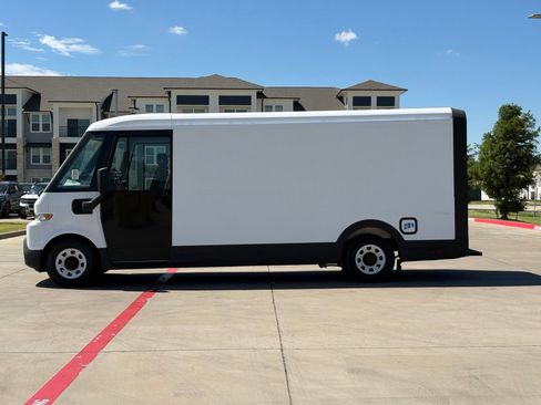 Used 2024 Chevrolet Brightdrop 600 w/ Battery Pack, Max Range AWD/4WD image 4