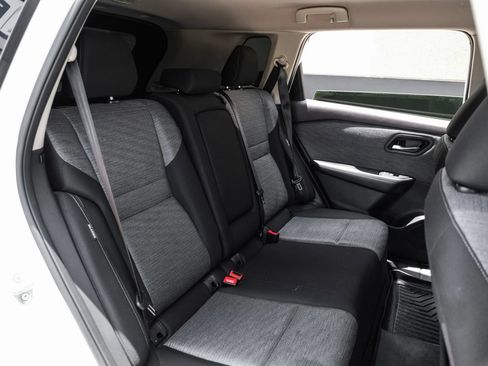Used 2023 Nissan Rogue SV FWD image 37