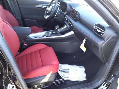 New 2024 Dodge Hornet R/T Plus w/ Tech Pack Plus w/o Parking AWD/4WD image 12