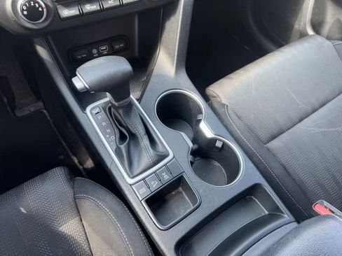 Used 2017 Kia Sportage LX image 20