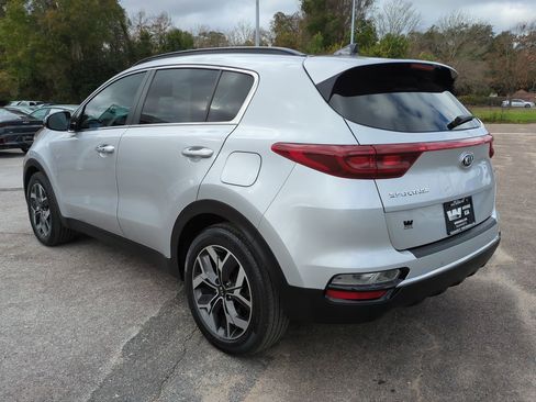 Certified 2021 Kia Sportage EX w/ EX Technology Package image 7