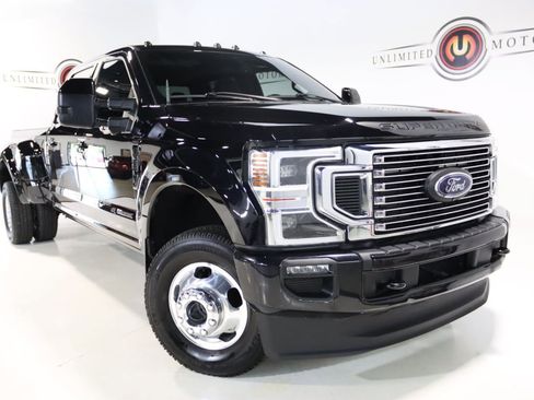 Used 2022 Ford F350 Platinum AWD/4WD image 7