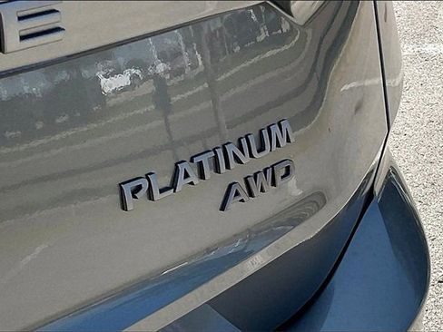 New 2026 Nissan Rogue Platinum w/ Platinum Premium Package image 9