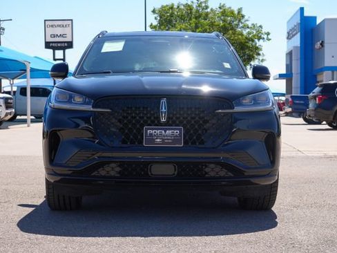 Used 2025 Lincoln Aviator Reserve w/ Jet Appearance Package AWD/4WD image 8