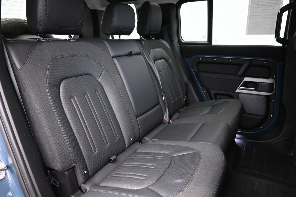 Used 2020 Land Rover Defender 110 SE AWD/4WD image 26