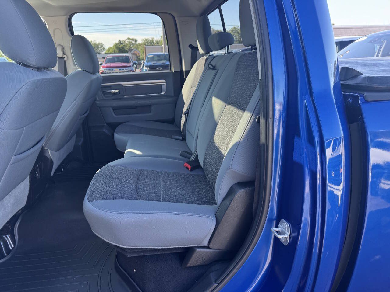 Used 2019 RAM 1500 Warlock AWD/4WD image 8