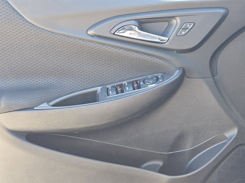 Used 2020 Chevrolet Malibu LS image 24