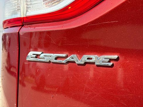 Used 2014 Ford Escape SE w/ Equipment Group 201A AWD/4WD image 12