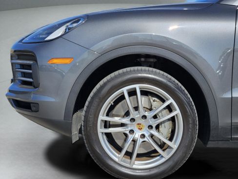 Certified 2022 Porsche Cayenne S image 13
