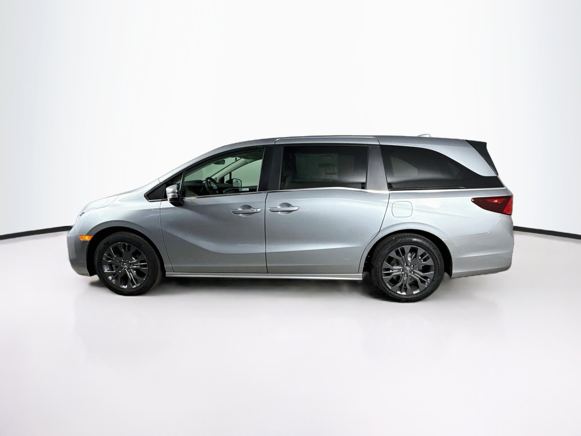 New 2027 Honda Odyssey Touring image 7