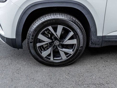Used 2022 Volkswagen Atlas Cross Sport SE AWD/4WD image 12