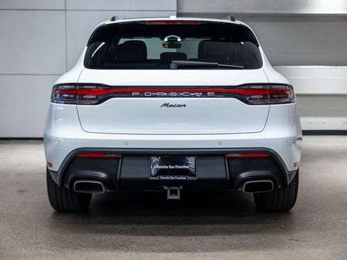 Used 2024 Porsche Macan AWD/4WD image 21