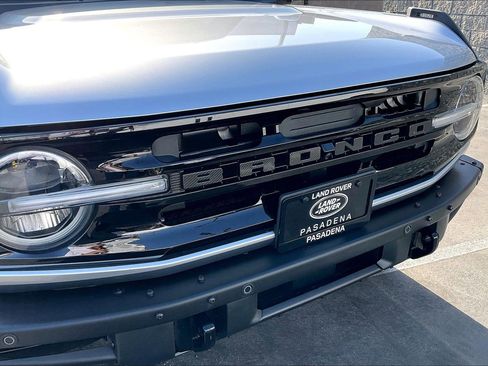 Used 2022 Ford Bronco Outer Banks AWD/4WD image 30