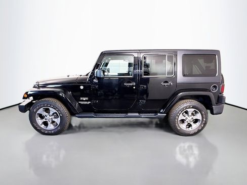 Used 2016 Jeep Wrangler Unlimited Sahara w/ Dual Top Group image 6