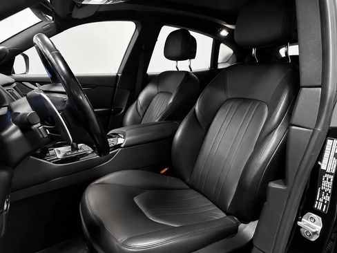 Used 2019 Maserati Levante S AWD/4WD image 13