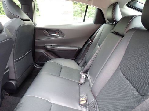 Certified 2027 Toyota Prius XLE AWD/4WD image 12