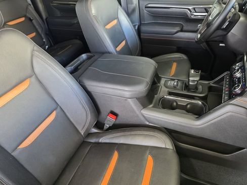 Used 2025 GMC Sierra 1500 AT4 AWD/4WD image 11