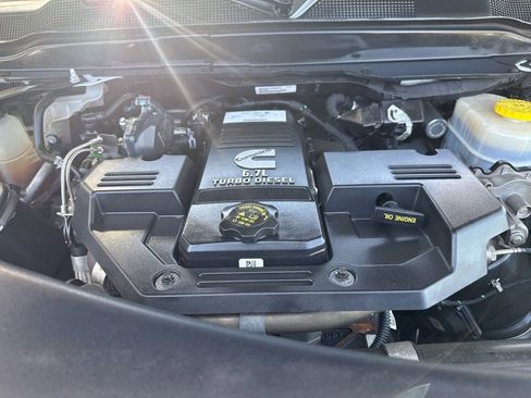 Used 2022 RAM 2500 Tradesman w/ Chrome Appearance Group AWD/4WD image 31