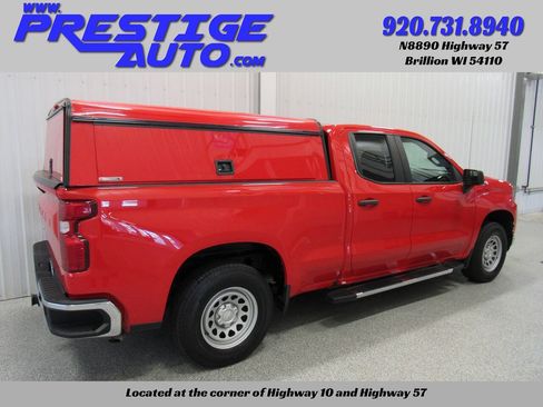Used 2021 Chevrolet Silverado 1500 W/T w/ Z71 Off-Road Package AWD/4WD image 4