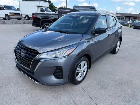 Used 2024 Nissan Kicks S FWD image 42