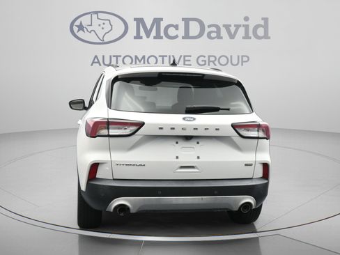 Used 2020 Ford Escape Titanium w/ Titanium Premium Package 2.0 FWD image 7