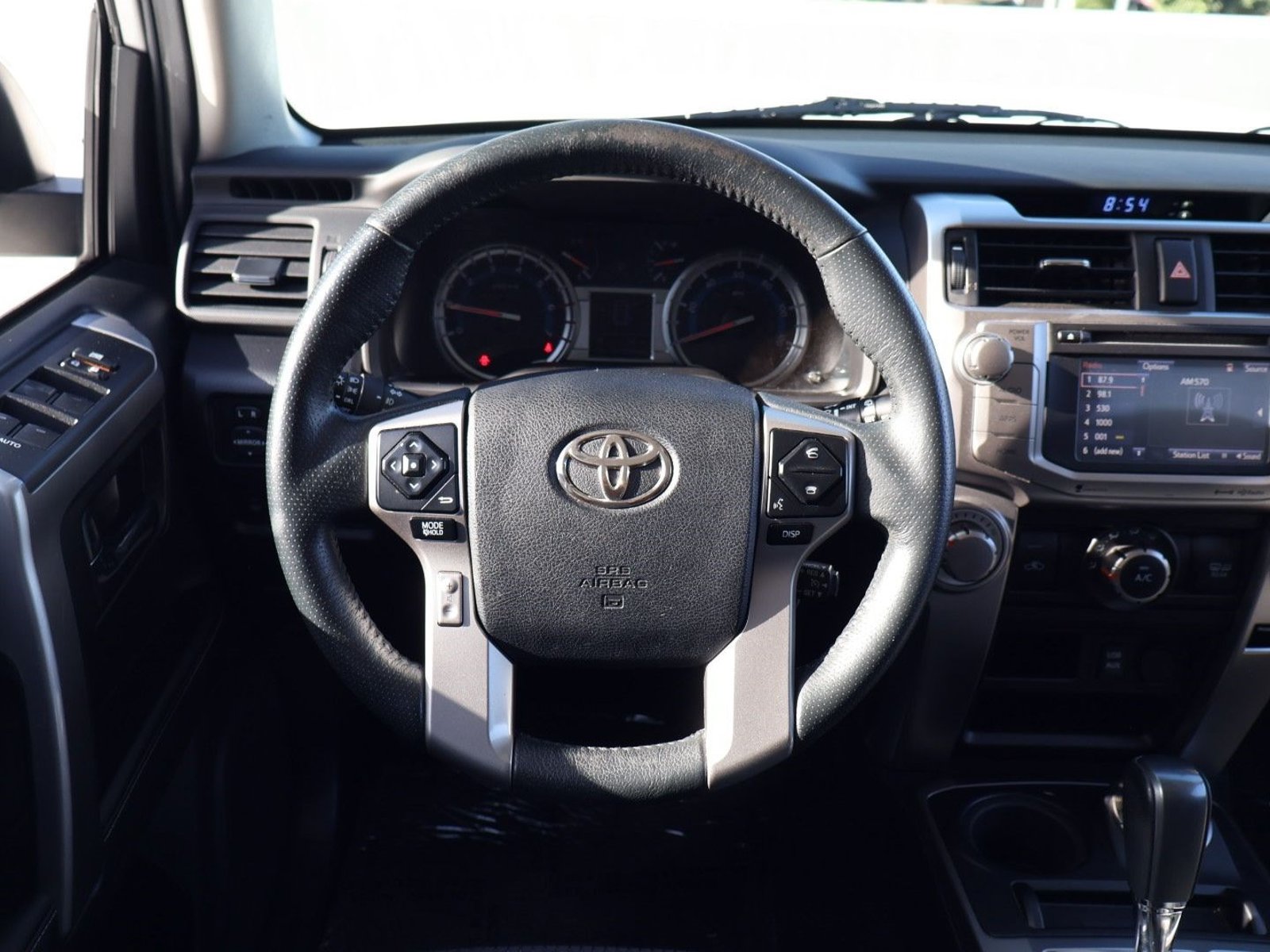 Used 2018 Toyota 4Runner SR5 w/ Preferred Accessory Package AWD/4WD image 15